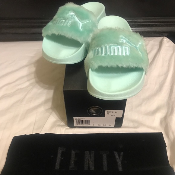 Fenty Shoes - Rihanna FENTY PUMA FUR SLIDES-7.5